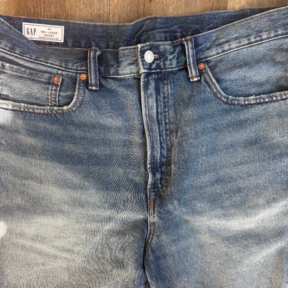 GAP 90s Loose Jean Shorts - Size 36 - Picture 2 of 4